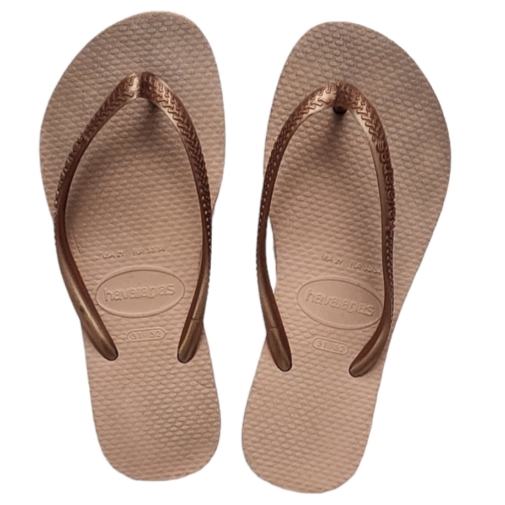 Havaianas Girls Slim Flip-flop Sandals Ballet Rose in Size 3 1/2.